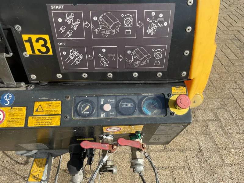 Kaeser M43 Kubota 4,2 m3 / min 7 Bar 30kW mobiele Compressor - Luchtcompressor: afbeelding 4 Kaeser M43 Kubota 4,2 m3 / min 7 Bar 30kW mobiele Compressor - Luchtcompressor: afbeelding 4