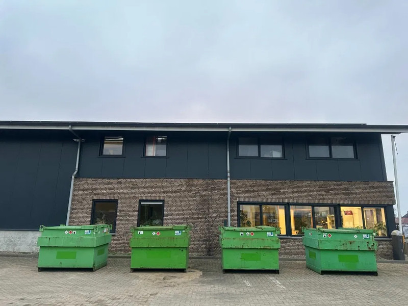 Kiwa IBC Steenbergen 2000 liter Dieseltank met handpomp Milieutank - Opslagtank: afbeelding 3 Kiwa IBC Steenbergen 2000 liter Dieseltank met handpomp Milieutank - Opslagtank: afbeelding 3