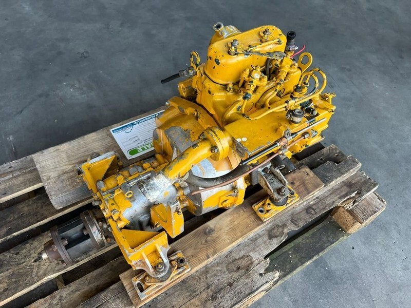 Kubota 2 cilinder 9 PK Marine Motor met ZF Keerkoppeling - Motor: afbeelding 4 Kubota 2 cilinder 9 PK Marine Motor met ZF Keerkoppeling - Motor: afbeelding 4