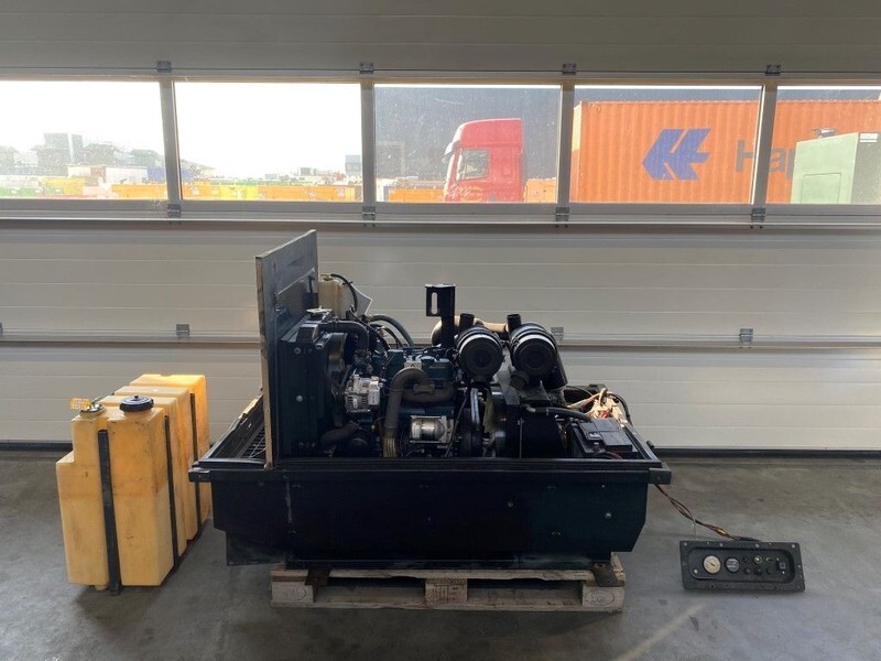 Kubota Sullair 15.5 kW 7 bar 2000 L / min Diesel Schroefcompressor - Luchtcompressor: afbeelding 1 Kubota Sullair 15.5 kW 7 bar 2000 L / min Diesel Schroefcompressor - Luchtcompressor: afbeelding 1