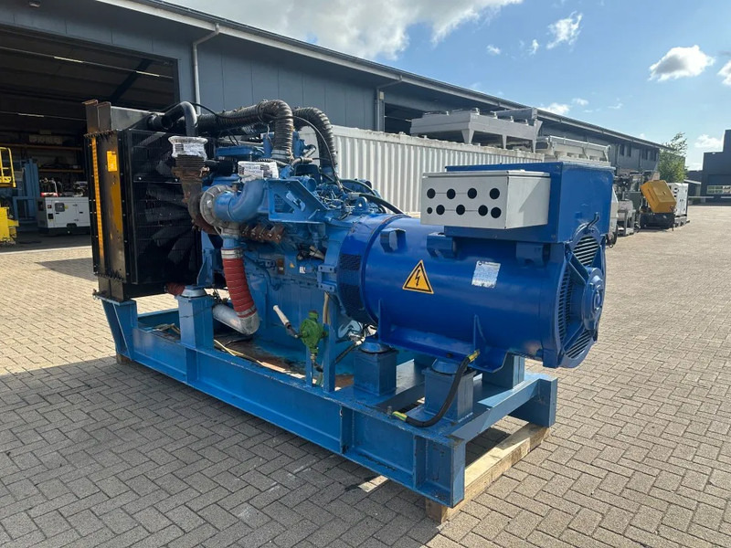 MTU 12V 2000 Marelli 750 kVA generatorset - Industrie generator: afbeelding 2 MTU 12V 2000 Marelli 750 kVA generatorset - Industrie generator: afbeelding 2