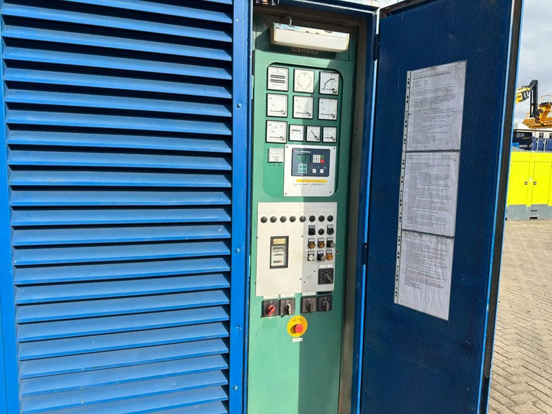 MTU 450 kVA Supersilent generatorset in 20 ft container aggregaat - Industrie generator: afbeelding 5 MTU 450 kVA Supersilent generatorset in 20 ft container aggregaat - Industrie generator: afbeelding 5