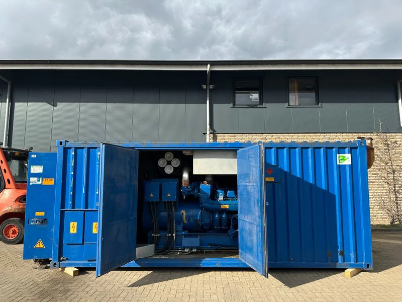 MTU 450 kVA Supersilent generatorset in 20 ft container aggregaat - Industrie generator: afbeelding 3 MTU 450 kVA Supersilent generatorset in 20 ft container aggregaat - Industrie generator: afbeelding 3