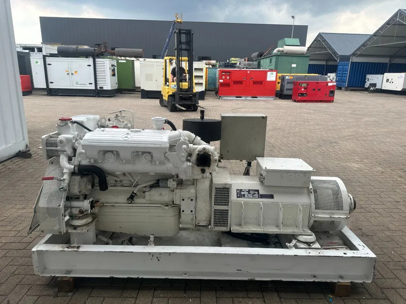 MTU 6R 099 Mercedes Benz OM 366 A 96 kVA Marine generatorset - Industrie generator: afbeelding 2 MTU 6R 099 Mercedes Benz OM 366 A 96 kVA Marine generatorset - Industrie generator: afbeelding 2
