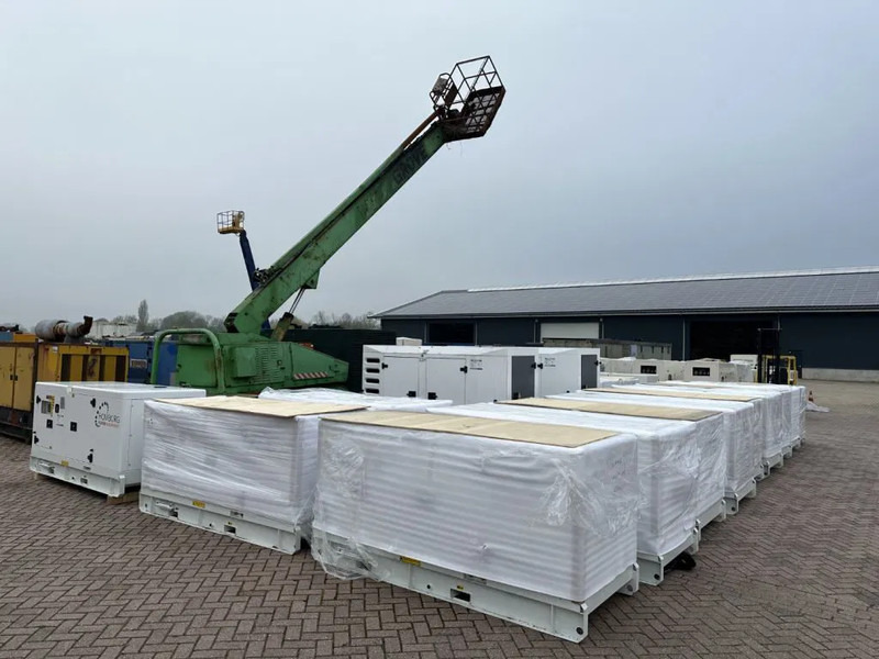 Perkins 1104C-44TAG2 Leroy Somer 110 kVA Silent generatorset LOADSHARING / SYNCHRONISING TO GRID - Industrie generator: afbeelding 2 Perkins 1104C-44TAG2 Leroy Somer 110 kVA Silent generatorset LOADSHARING / SYNCHRONISING TO GRID - Industrie generator: afbeelding 2