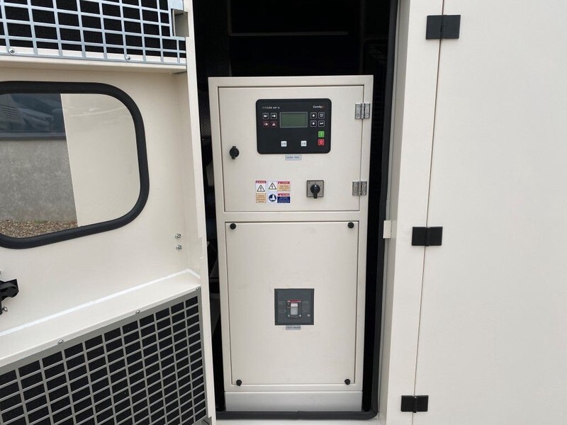 Perkins 200 kVA Stage 3A Silent generatorset Nieuw ! - Industrie generator: afbeelding 3 Perkins 200 kVA Stage 3A Silent generatorset Nieuw ! - Industrie generator: afbeelding 3