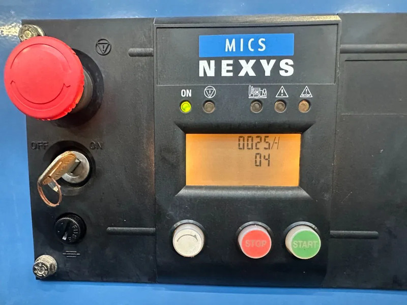 SDMO JS150K John Deere Leroy Somer 150 kVA noodstroom generatorset 25 hours ! - Industrie generator: afbeelding 3 SDMO JS150K John Deere Leroy Somer 150 kVA noodstroom generatorset 25 hours ! - Industrie generator: afbeelding 3