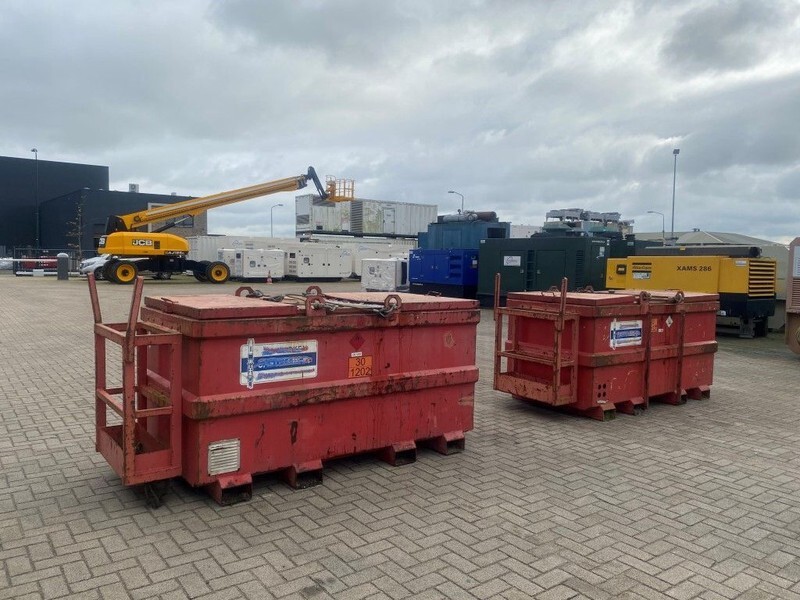 Tolsma Kiwa IBC 1000 liter dieseltank met handpomp - Opslagtank: afbeelding 5 Tolsma Kiwa IBC 1000 liter dieseltank met handpomp - Opslagtank: afbeelding 5