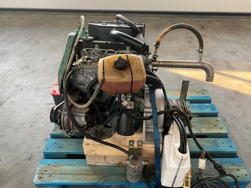 Volkswagen 068.2/M344 Marine Diesel motor 33 kW / 45 PK met keerkoppeling - Motor voor Intern transport: afbeelding 2 Volkswagen 068.2/M344 Marine Diesel motor 33 kW / 45 PK met keerkoppeling - Motor voor Intern transport: afbeelding 2