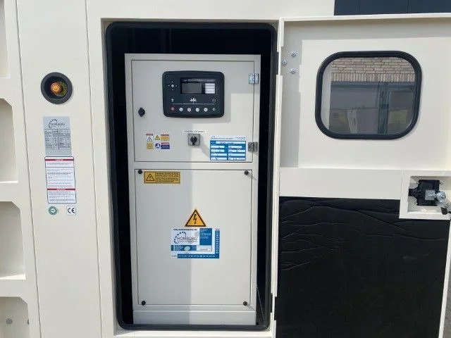 Volvo TAD 1642 GE Stamford 650 kVA Supersilent generatorset New ! - Industrie generator: afbeelding 3 Volvo TAD 1642 GE Stamford 650 kVA Supersilent generatorset New ! - Industrie generator: afbeelding 3