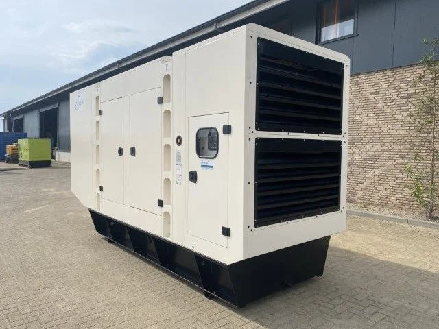Volvo TAD 1642 GE Stamford 650 kVA Supersilent generatorset New ! - Industrie generator: afbeelding 4 Volvo TAD 1642 GE Stamford 650 kVA Supersilent generatorset New ! - Industrie generator: afbeelding 4