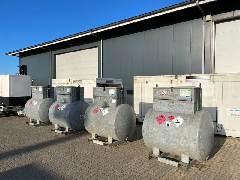 Dieseltank Rietberg 1000 liter Dieseltank Gegalvaniseerd IBC - Opslagtank: afbeelding 3 Dieseltank Rietberg 1000 liter Dieseltank Gegalvaniseerd IBC - Opslagtank: afbeelding 3