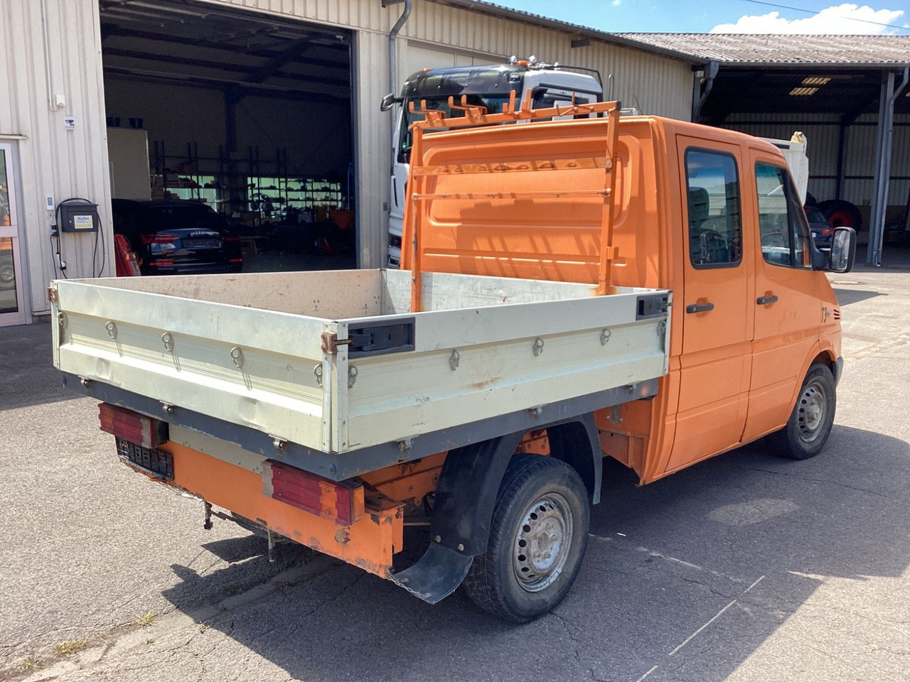 Mercedes-Benz Sprinter Pritsche Doka 211 CDI - Bestelwagen open laadbak, Bestelwagen met dubbele cabine: afbeelding 4 Mercedes-Benz Sprinter Pritsche Doka 211 CDI - Bestelwagen open laadbak, Bestelwagen met dubbele cabine: afbeelding 4