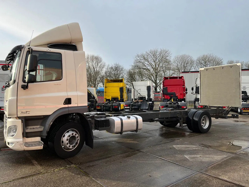 DAF CF 260 CF 260 FA CHASSIS CABINE EURO 6 - Chassis vrachtwagen: afbeelding 4 DAF CF 260 CF 260 FA CHASSIS CABINE EURO 6 - Chassis vrachtwagen: afbeelding 4