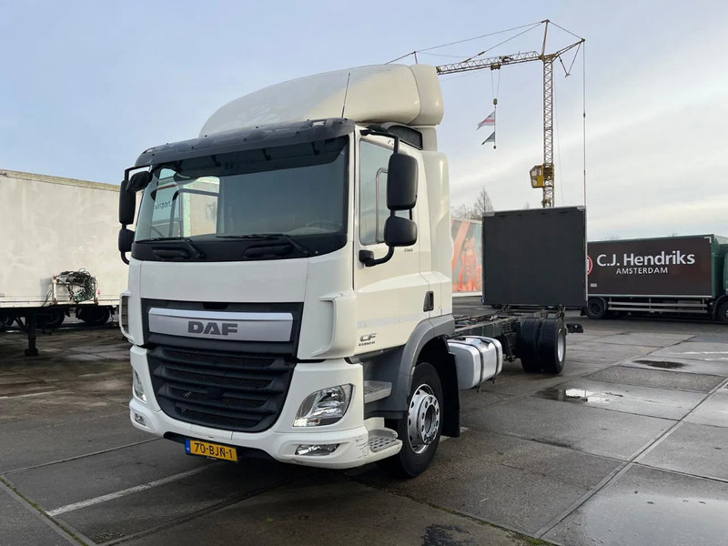 DAF CF 260 CF 260 FA CHASSIS CABINE EURO 6 - Chassis vrachtwagen: afbeelding 1 DAF CF 260 CF 260 FA CHASSIS CABINE EURO 6 - Chassis vrachtwagen: afbeelding 1