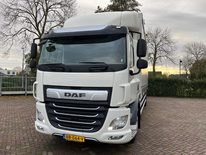 DAF CF 320 FA - Schuifzeilen vrachtwagen: afbeelding 2 DAF CF 320 FA - Schuifzeilen vrachtwagen: afbeelding 2