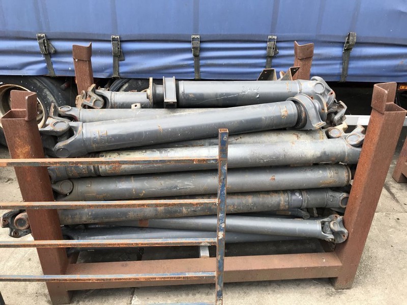 DAF Diverse aandrijfassen DAF - Aandrijfas voor Vrachtwagen: afbeelding 3 DAF Diverse aandrijfassen DAF - Aandrijfas voor Vrachtwagen: afbeelding 3