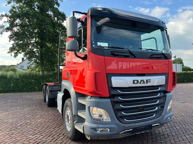DAF CF 530 FAT intarder - Trekker: afbeelding 4 DAF CF 530 FAT intarder - Trekker: afbeelding 4