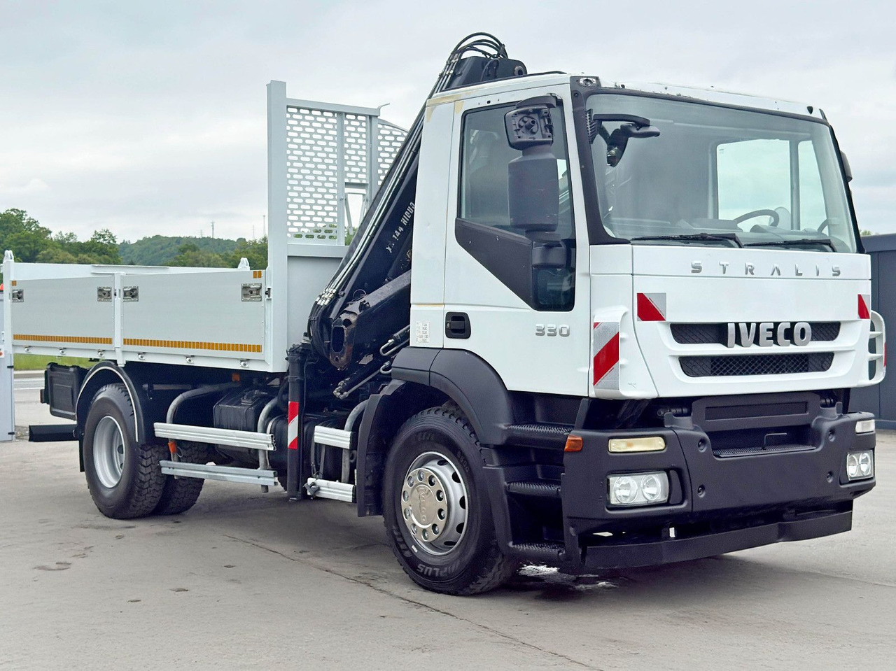 Iveco STRALIS 330 *HIAB 144 BS-3 HIDUO* TOPZUSTAND - Kipper vrachtwagen, Kraanwagen: afbeelding 4 Iveco STRALIS 330 *HIAB 144 BS-3 HIDUO* TOPZUSTAND - Kipper vrachtwagen, Kraanwagen: afbeelding 4