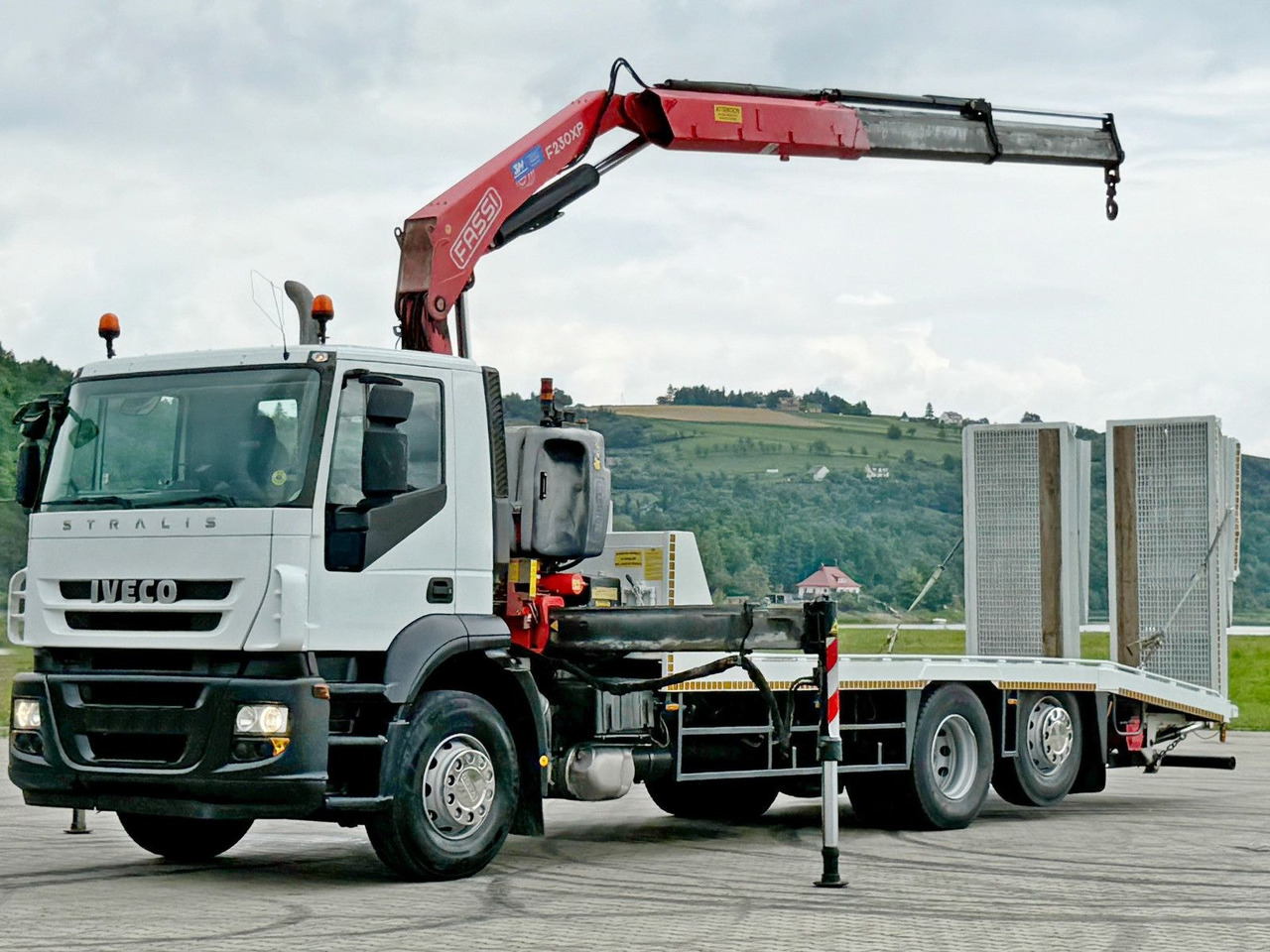 Iveco Stralis 310 * FASSI F230AXP.22 + FUNK * TOP - Bergingsvoertuig: afbeelding 4 Iveco Stralis 310 * FASSI F230AXP.22 + FUNK * TOP - Bergingsvoertuig: afbeelding 4