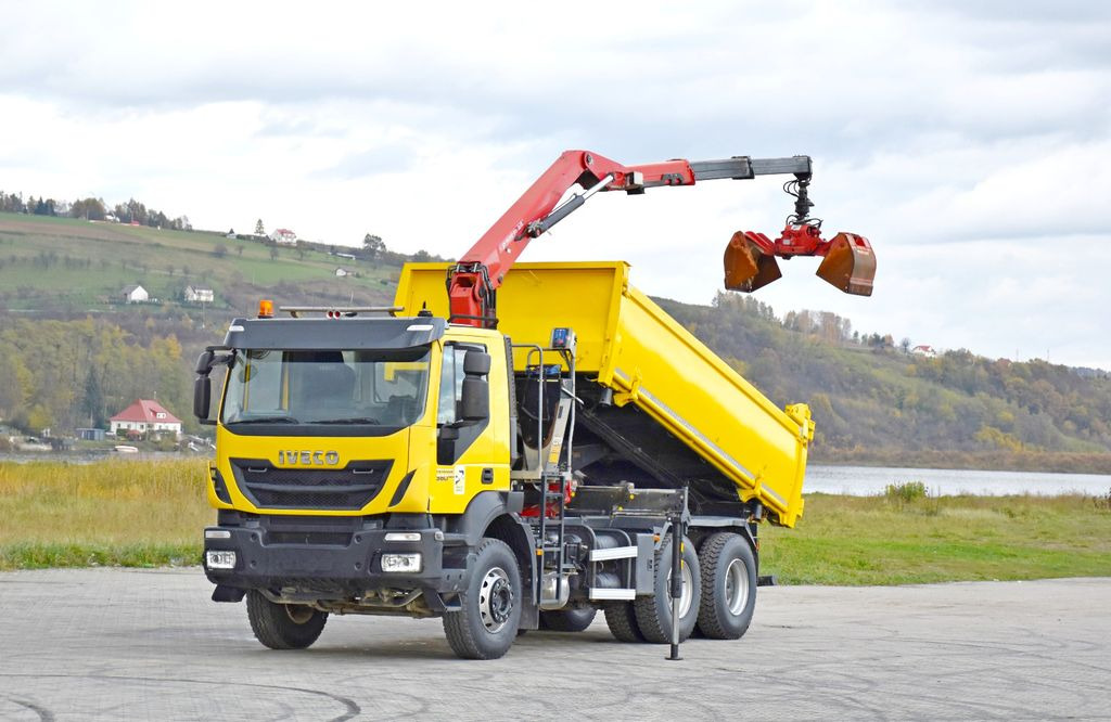 Iveco TRAKKER 360 * Kipper 4,90m* KRAN/FUNK*6x4 - Kipper vrachtwagen, Kraanwagen: afbeelding 2 Iveco TRAKKER 360 * Kipper 4,90m* KRAN/FUNK*6x4 - Kipper vrachtwagen, Kraanwagen: afbeelding 2