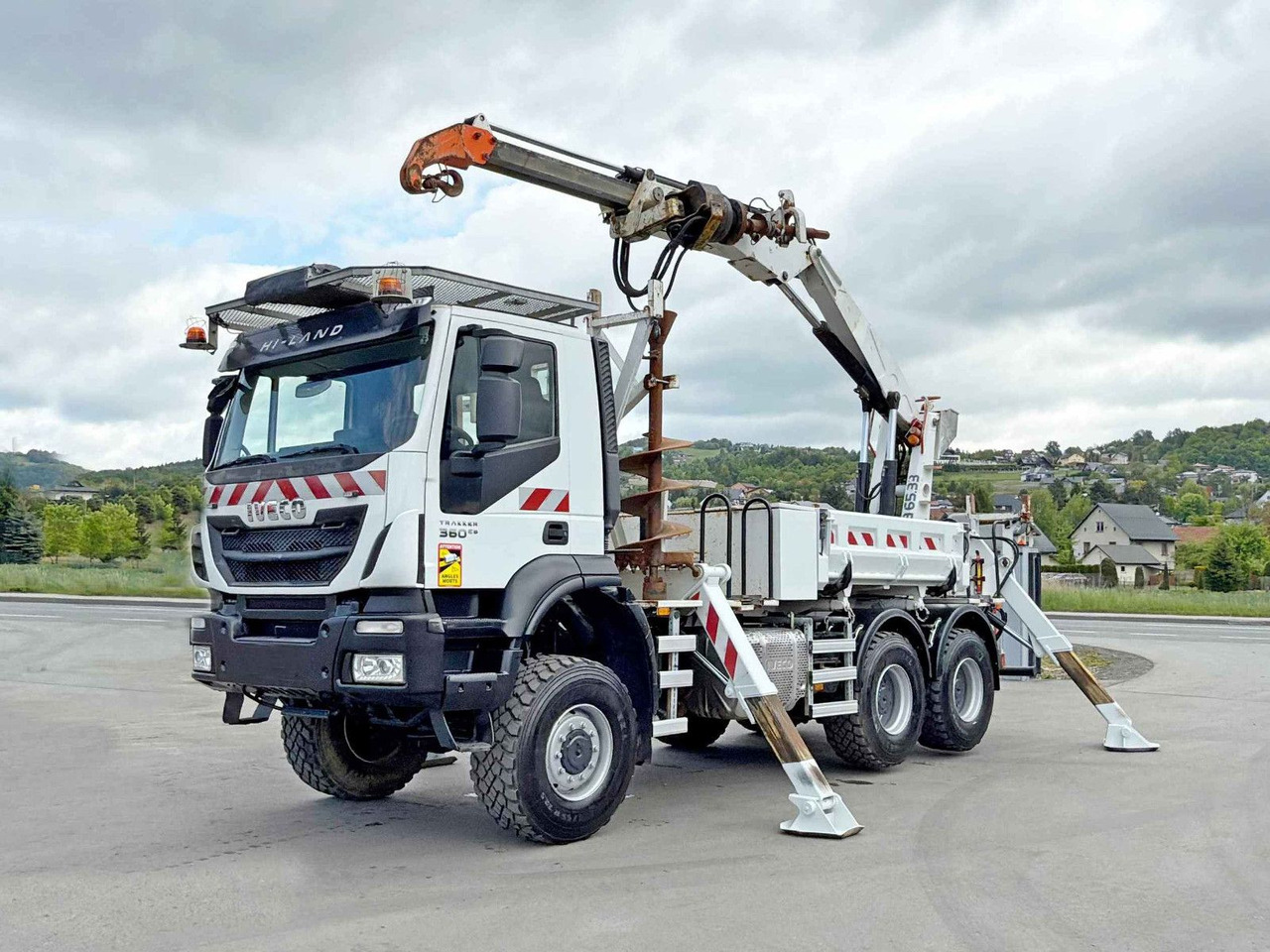 Iveco TRAKKER 360 * RUSA TA 65.33 + FUNK * 6x6 - Kraanwagen: afbeelding 2 Iveco TRAKKER 360 * RUSA TA 65.33 + FUNK * 6x6 - Kraanwagen: afbeelding 2