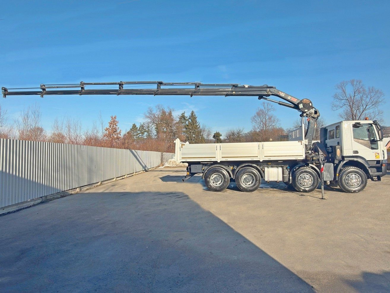 Iveco TRAKKER * HIAB 211 E - 6 HIDUO+ FUNK / 8x4 *TOP - Kipper vrachtwagen, Kraanwagen: afbeelding 5 Iveco TRAKKER * HIAB 211 E - 6 HIDUO+ FUNK / 8x4 *TOP - Kipper vrachtwagen, Kraanwagen: afbeelding 5