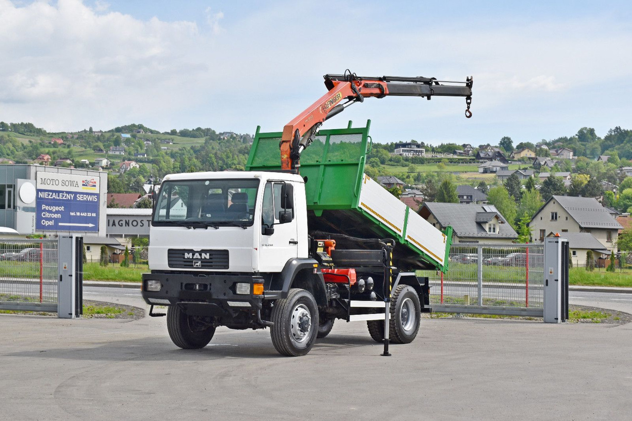 MAN LE 18.280 Kipper 3,70 m + PK 9501 /4x4 - Kipper vrachtwagen, Kraanwagen: afbeelding 2 MAN LE 18.280 Kipper 3,70 m + PK 9501 /4x4 - Kipper vrachtwagen, Kraanwagen: afbeelding 2
