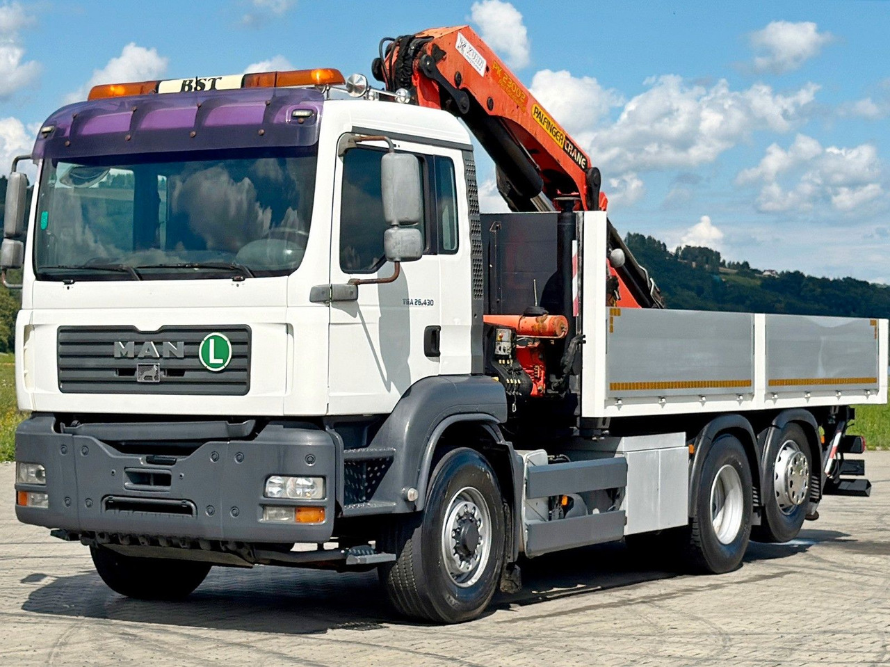 MAN TGA 26.430 Pritsche 5,50m + KRAN+ FUNK/6-4H2 MAN TGA 26.430 * PK 23002 + FUNK/6-4H2 - Kraanwagen: afbeelding 4 MAN TGA 26.430 Pritsche 5,50m + KRAN+ FUNK/6-4H2 MAN TGA 26.430 * PK 23002 + FUNK/6-4H2 - Kraanwagen: afbeelding 4