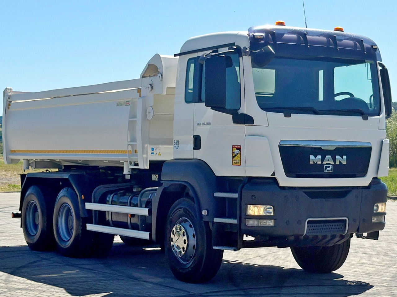 MAN TGS 26.360 Kipper 5,20 m + BORDMATIC / 6x4 - Kipper vrachtwagen, Kraanwagen: afbeelding 4 MAN TGS 26.360 Kipper 5,20 m + BORDMATIC / 6x4 - Kipper vrachtwagen, Kraanwagen: afbeelding 4