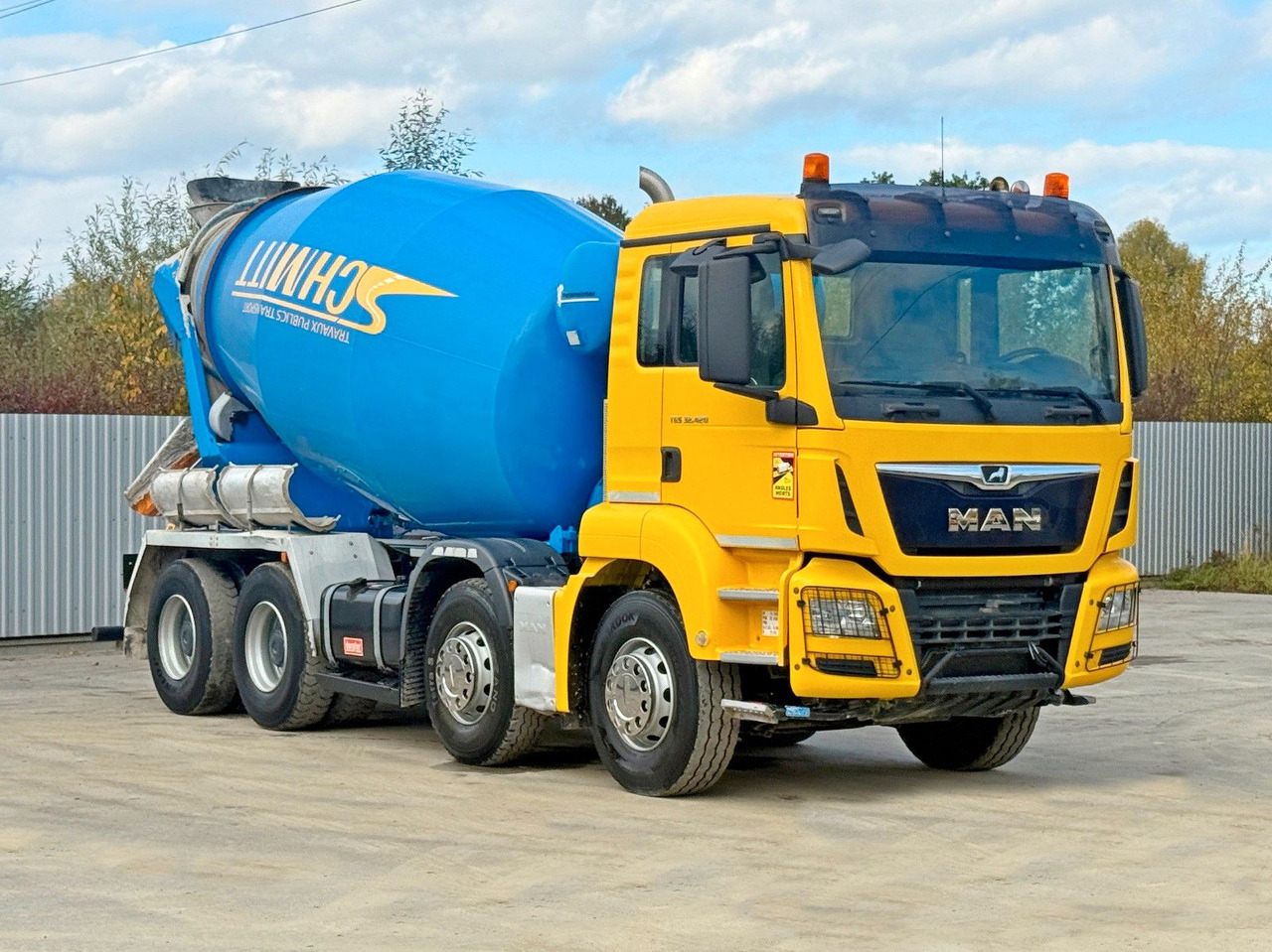 MAN TGS 32.420 * BETONMISCHER / 8x4 - Betonmixer: afbeelding 1 MAN TGS 32.420 * BETONMISCHER / 8x4 - Betonmixer: afbeelding 1