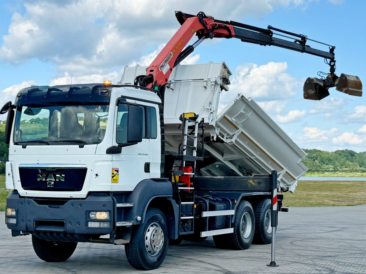 MAN TGS 33.360 * PK 16001 - KB + FUNK * 6x4 - Kraanwagen: afbeelding 3 MAN TGS 33.360 * PK 16001 - KB + FUNK * 6x4 - Kraanwagen: afbeelding 3