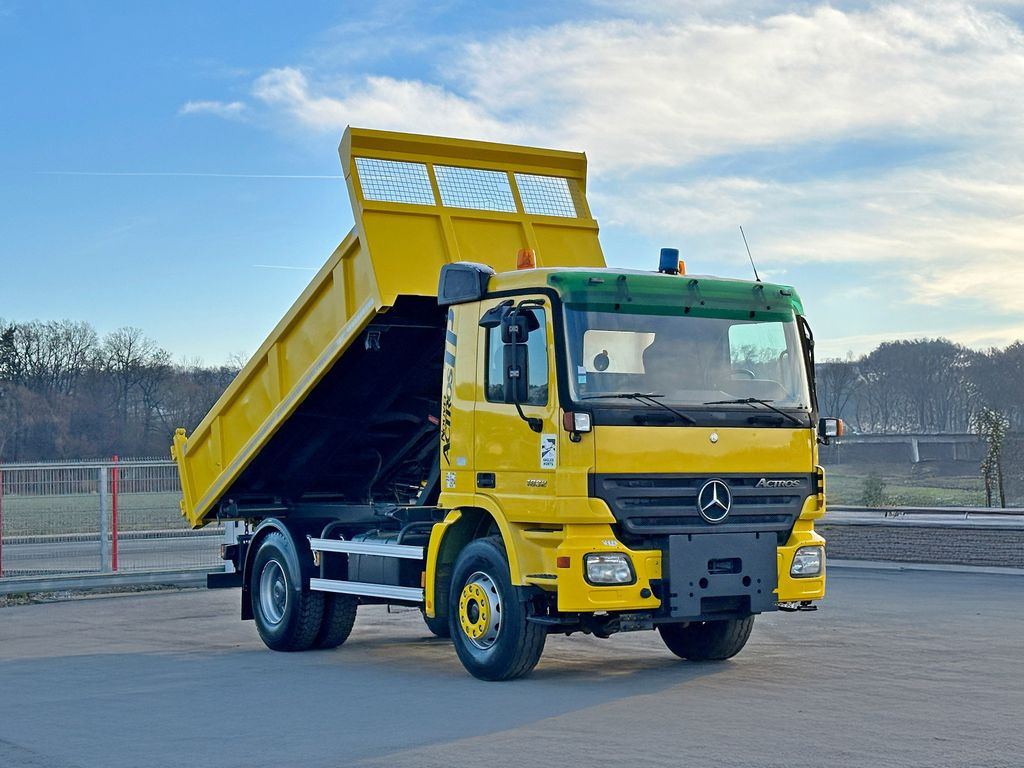 Mercedes-Benz ACTROS 1832* KIPPER 4,60 m + BORDMATIC * TOP - Kipper vrachtwagen, Kraanwagen: afbeelding 1 Mercedes-Benz ACTROS 1832* KIPPER 4,60 m + BORDMATIC * TOP - Kipper vrachtwagen, Kraanwagen: afbeelding 1