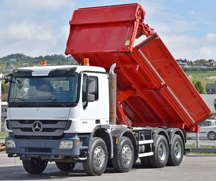 Mercedes-Benz ACTROS 3241 Kipper 5,70m + BORDMATIC / 8x4 - Kipper vrachtwagen: afbeelding 3 Mercedes-Benz ACTROS 3241 Kipper 5,70m + BORDMATIC / 8x4 - Kipper vrachtwagen: afbeelding 3