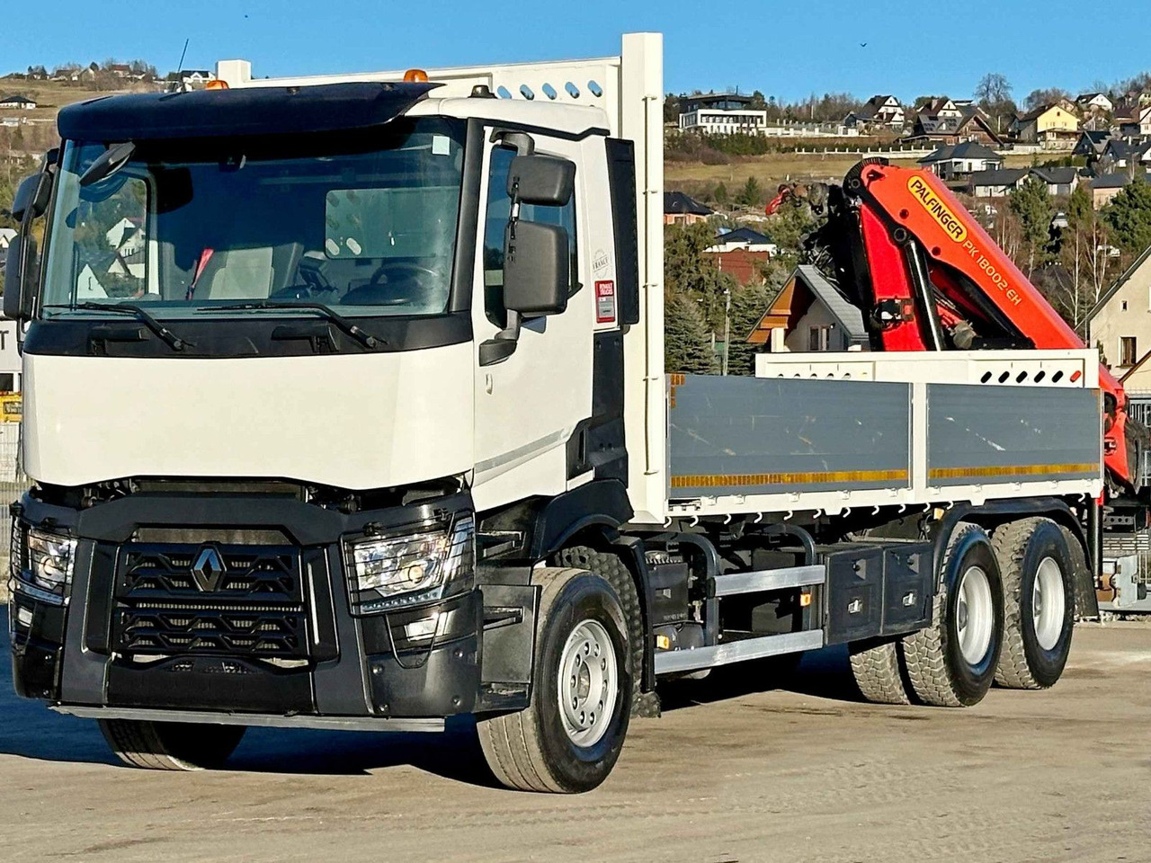 Renault C 380 *PRITSCHE 6,80m * PK 18002-EH C + FUNK*6x4 - Kraanwagen: afbeelding 4 Renault C 380 *PRITSCHE 6,80m * PK 18002-EH C + FUNK*6x4 - Kraanwagen: afbeelding 4