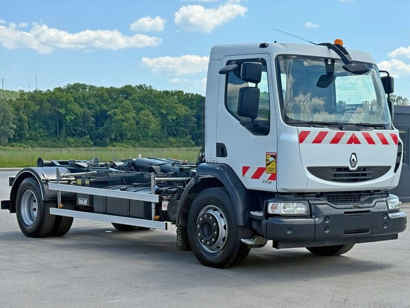 Renault MIDLUM 300 DXI* ABROLLKIPPER * TOPZUSTAND - Haakarmsysteem vrachtwagen, Kraanwagen: afbeelding 3 Renault MIDLUM 300 DXI* ABROLLKIPPER * TOPZUSTAND - Haakarmsysteem vrachtwagen, Kraanwagen: afbeelding 3