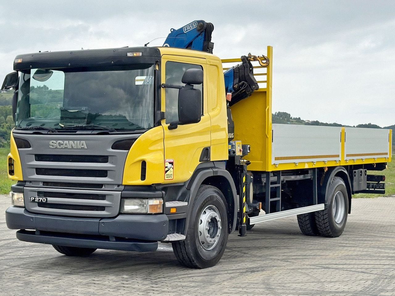 Scania P 270 * FASSI F110A.23 + FUNK * TOPZUSTAND - Kraanwagen: afbeelding 4 Scania P 270 * FASSI F110A.23 + FUNK * TOPZUSTAND - Kraanwagen: afbeelding 4