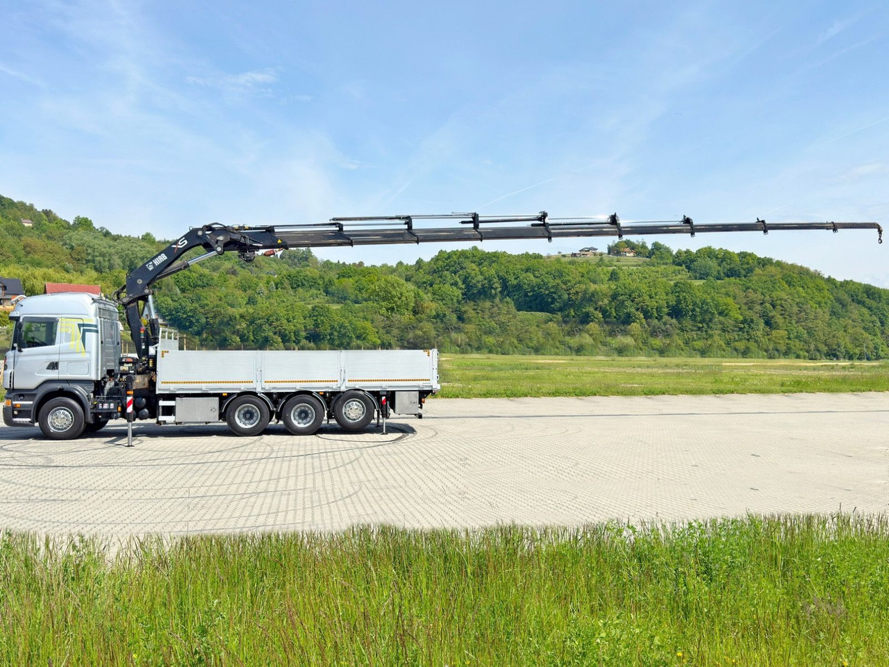 Scania R480 PRITSCHE 6,85m *HIAB 377 E-8 HIPRO/FUNK*8x4 - Kraanwagen: afbeelding 5 Scania R480 PRITSCHE 6,85m *HIAB 377 E-8 HIPRO/FUNK*8x4 - Kraanwagen: afbeelding 5