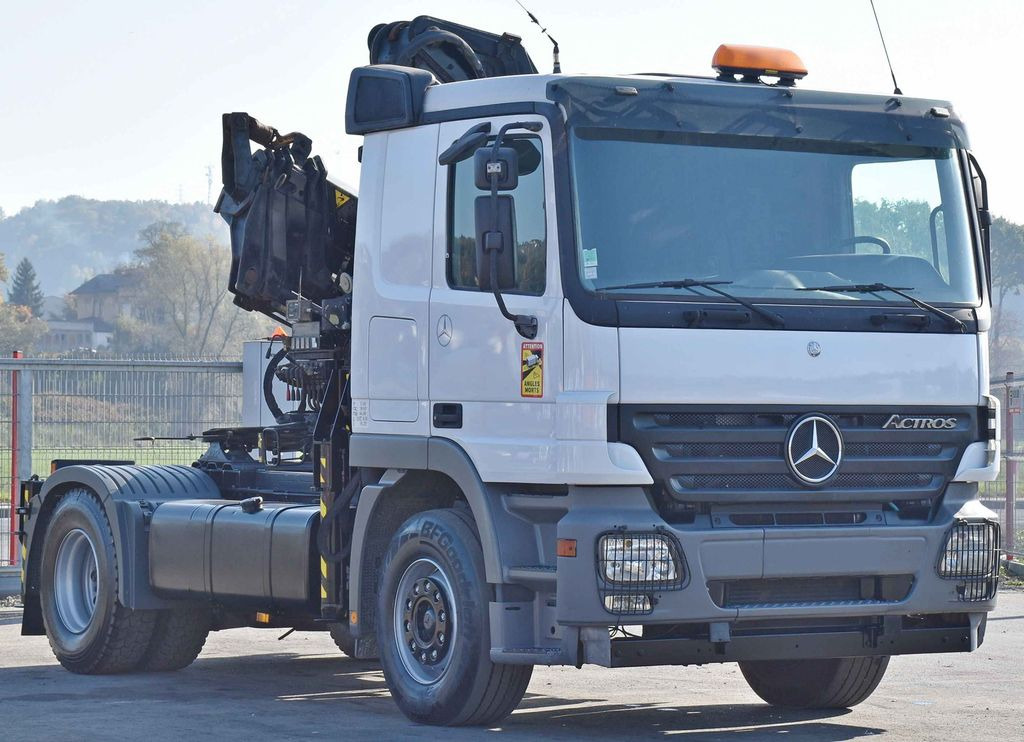 Mercedes-Benz ACTROS 1844 * Sattelzugmaschine *HIAB 330-5/FUNK Mercedes-Benz ACTROS 1844 * Sattelzugmaschine *HIAB 330-5/FUNK - Trekker: afbeelding 4 Mercedes-Benz ACTROS 1844 * Sattelzugmaschine *HIAB 330-5/FUNK Mercedes-Benz ACTROS 1844 * Sattelzugmaschine *HIAB 330-5/FUNK - Trekker: afbeelding 4
