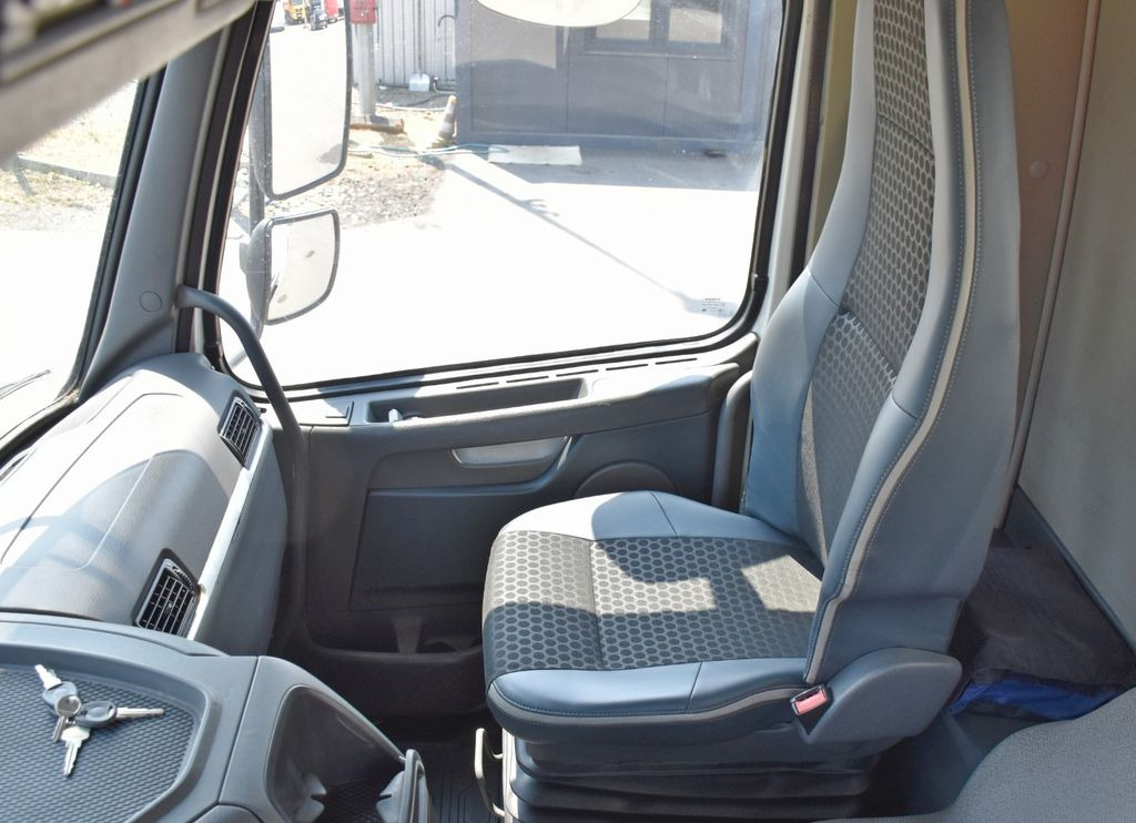 Leasing Volvo FMX 370 PRITSCHE 6,60m *PK 16001 - KB+FUNK/6x4 Volvo FMX 370 PRITSCHE 6,60m *PK 16001 - KB+FUNK/6x4 Volvo FMX 370 PRITSCHE 6,60m *PK 16001 - KB+FUNK/6x4 Volvo FMX 370 PRITSCHE 6,60m *PK 16001 - KB+FUNK/6x4: afbeelding 10