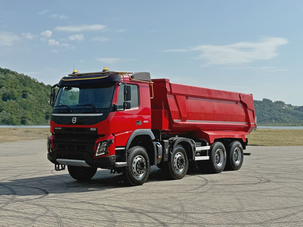 Volvo FMX 420 Kipper * TOPZUSTAND / 8x4 ! - Kipper vrachtwagen: afbeelding 1 Volvo FMX 420 Kipper * TOPZUSTAND / 8x4 ! - Kipper vrachtwagen: afbeelding 1