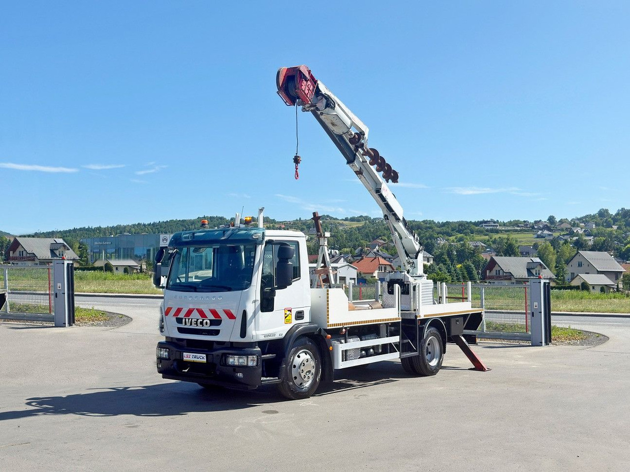 Iveco Eurocargo 120E22 * Bohrgerät auf LKW + FUNK *TOP - Vrachtwagen, Kraanwagen: afbeelding 2 Iveco Eurocargo 120E22 * Bohrgerät auf LKW + FUNK *TOP - Vrachtwagen, Kraanwagen: afbeelding 2
