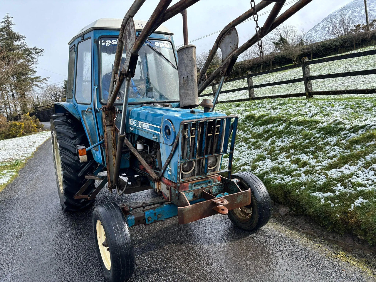 Ford 6600 - Tractor: afbeelding 2 Ford 6600 - Tractor: afbeelding 2