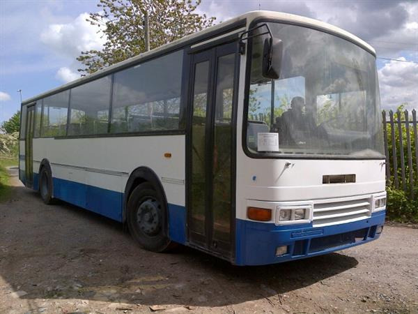 1993 VOLVO B10m 10 METRE BUS LEFT HAND DRIVE - Streekbus: afbeelding 1 1993 VOLVO B10m 10 METRE BUS LEFT HAND DRIVE - Streekbus: afbeelding 1
