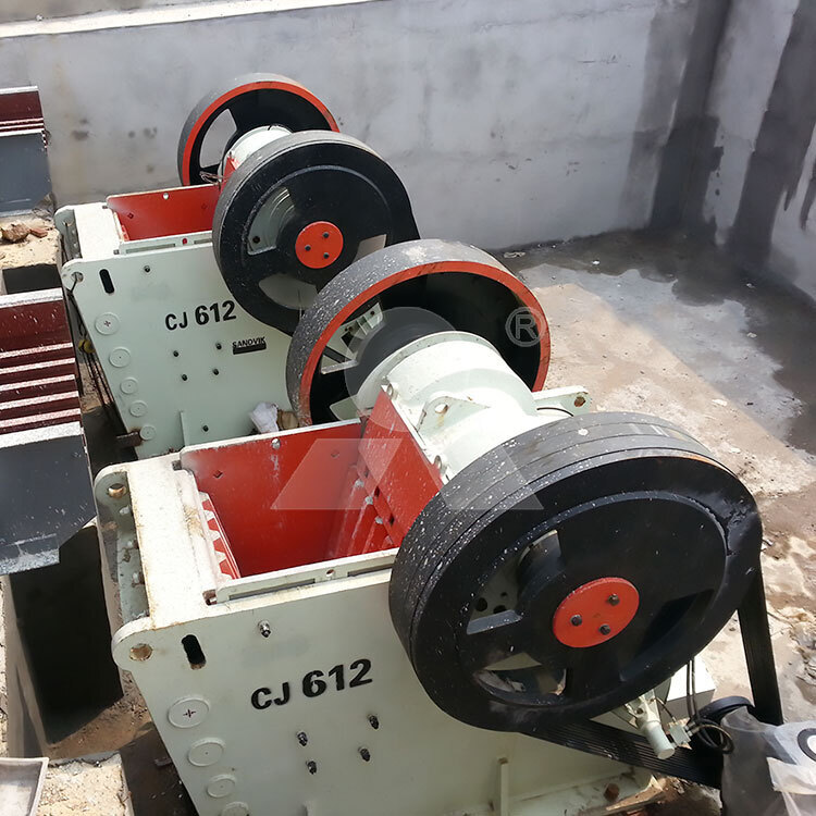 Liming Stone Crusher Machine Jaw Crusher For Granite - Kaakbreker: afbeelding 1 Liming Stone Crusher Machine Jaw Crusher For Granite - Kaakbreker: afbeelding 1