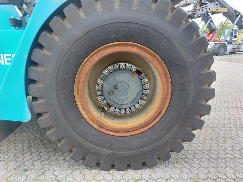 Reach stacker KONECRANES SMV 4531 CB5: afbeelding 12 Reach stacker KONECRANES SMV 4531 CB5: afbeelding 12