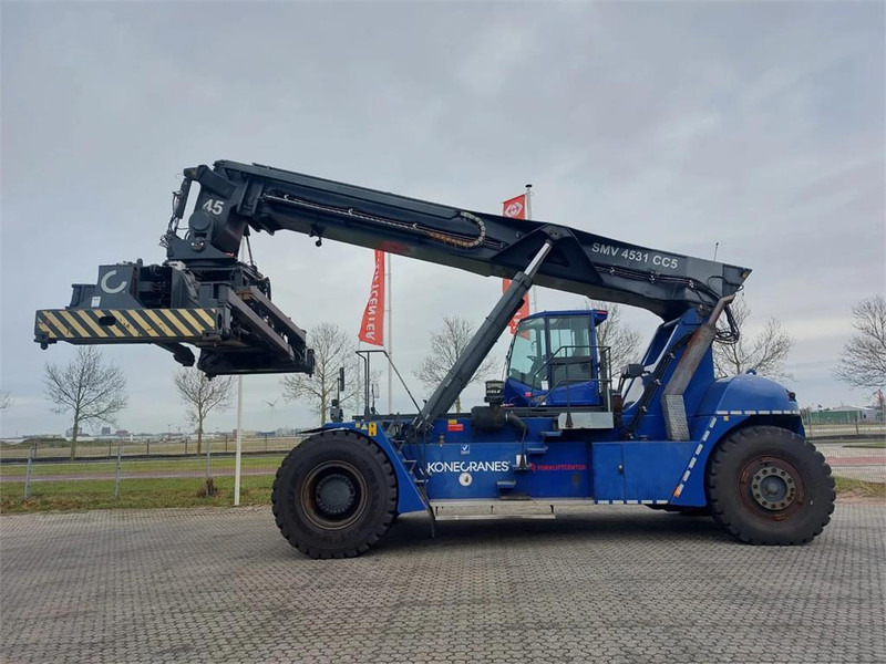 KONECRANES SMV 4531 CC5 - Reach stacker: afbeelding 2 KONECRANES SMV 4531 CC5 - Reach stacker: afbeelding 2