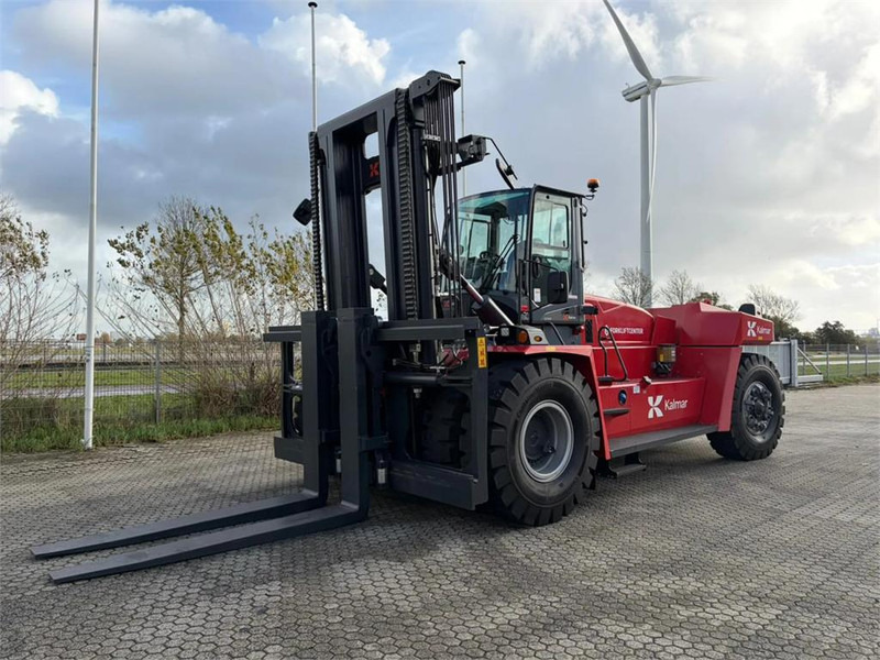 Kalmar DCG330-12 - Diesel heftruck: afbeelding 4 Kalmar DCG330-12 - Diesel heftruck: afbeelding 4