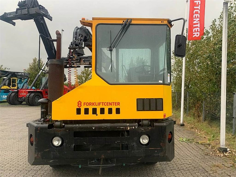 Sisu TRX182A4L2C18 - Terminal trekker: afbeelding 4 Sisu TRX182A4L2C18 - Terminal trekker: afbeelding 4
