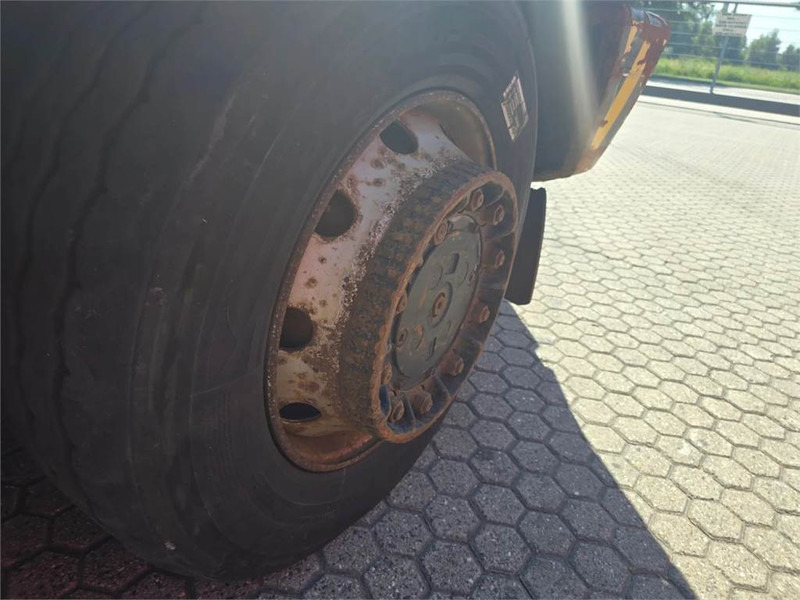 Terminal trekker Terberg RT223 4x4: afbeelding 15 Terminal trekker Terberg RT223 4x4: afbeelding 15